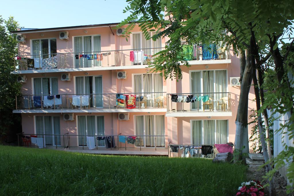 קרנבו Guest House Stels מראה חיצוני תמונה